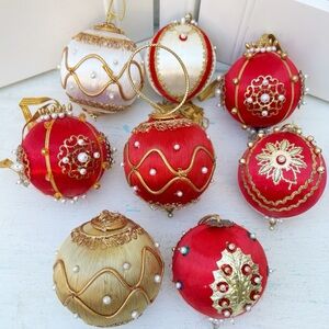 Vintage Mercury Bead Satin Silk Christmas Tree Ball Ornament MCM Set Of 9 Red